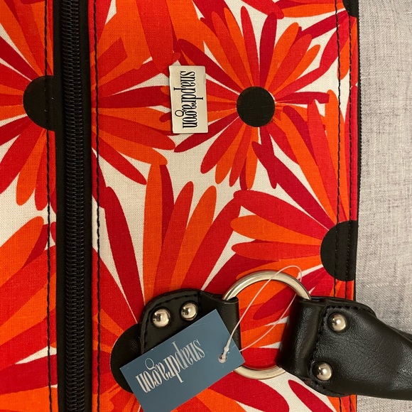 Snapdragon bag. Never used. Still in packaging - Picture 2 of 5